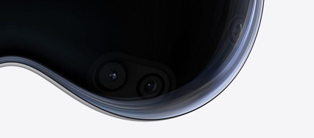 apple vision pro Cameras and sensors